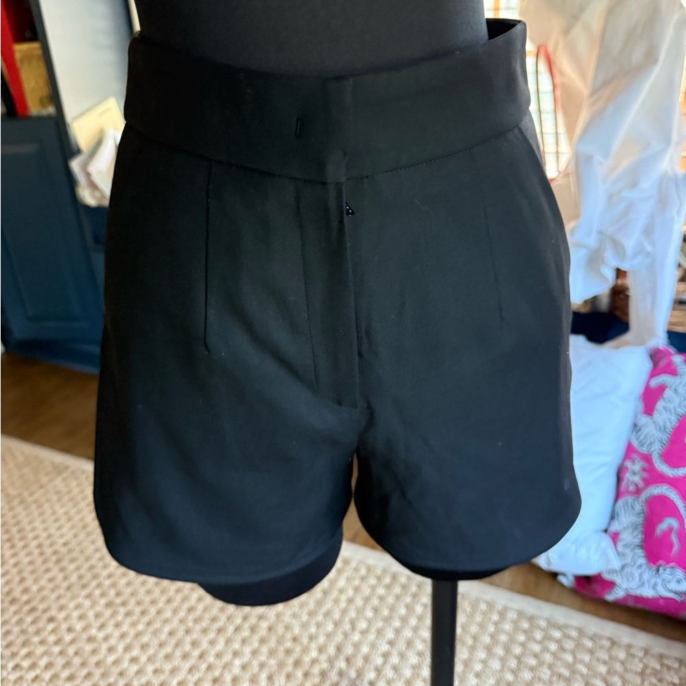 Blanc & Eclare Black Women's Shorts size 1